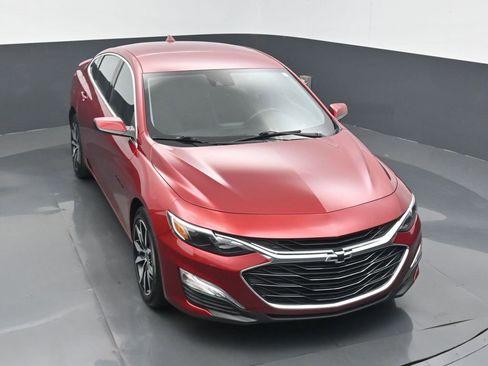 Used 2023 Chevrolet Malibu RS image 3