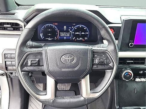 Used 2024 Toyota Tacoma TRD Off-Road AWD/4WD image 16