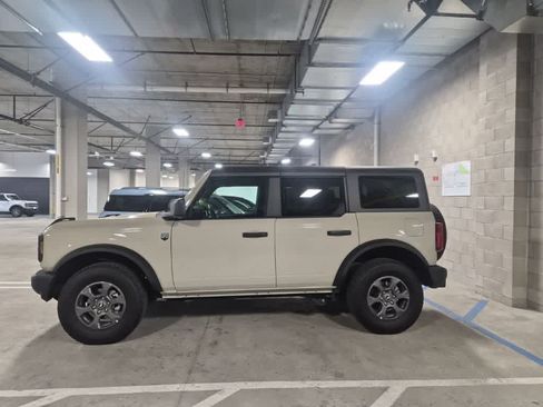 Used 2025 Ford Bronco Big Bend AWD/4WD image 2