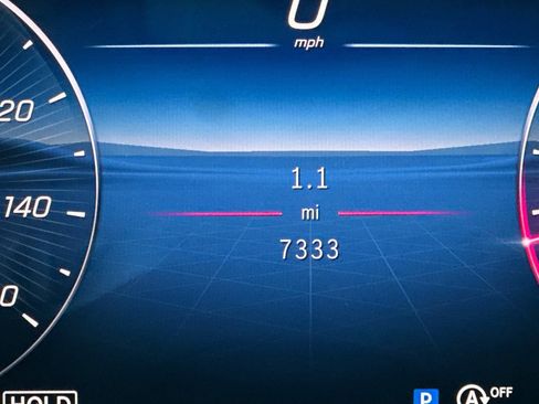 Certified 2025 Mercedes-Benz GLC 300 4MATIC image 33