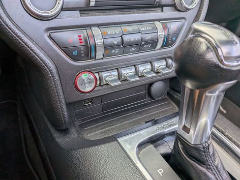 Used 2018 Ford Mustang GT Premium image 20