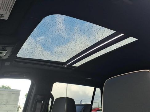 New 2026 Chevrolet Tahoe Premier AWD/4WD image 16