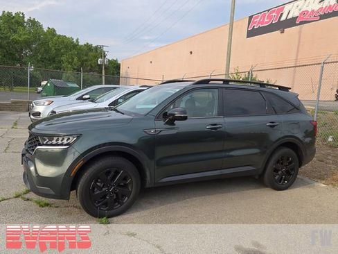 Used 2022 Kia Sorento S AWD/4WD image 4