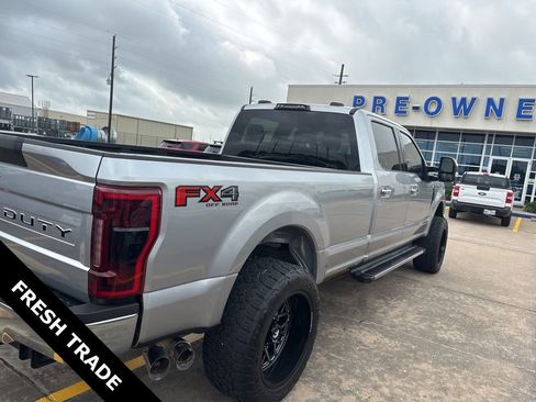 Used 2021 Ford F350 XLT w/ XLT Premium Package AWD/4WD image 11