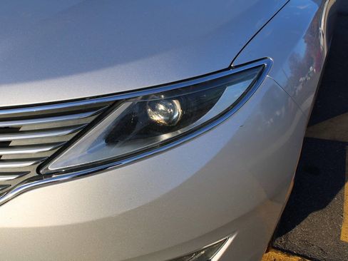 Used 2015 Lincoln MKZ w/ Equipment Group 102A Reserve image 23