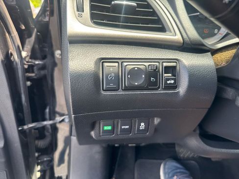 Used 2013 Nissan Sentra SV FWD image 12