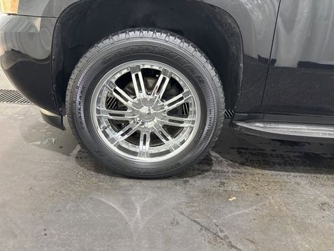 Used 2009 Chevrolet Tahoe LT image 25