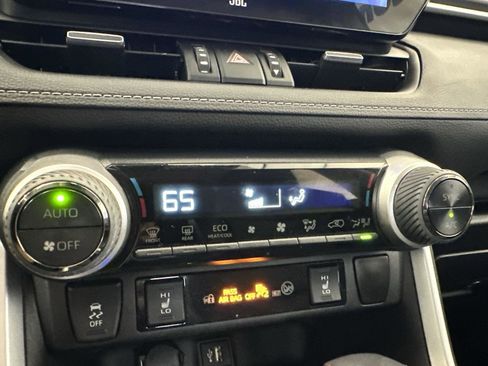 Used 2024 Toyota RAV4 XLE Premium image 21