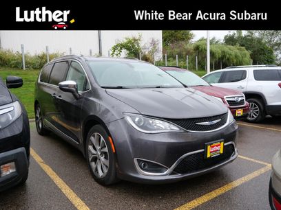 Used 2018 Chrysler Pacifica Limited