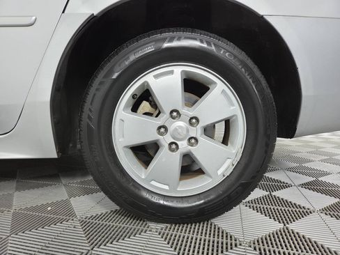 Used 2011 Chevrolet Impala LT FWD image 11
