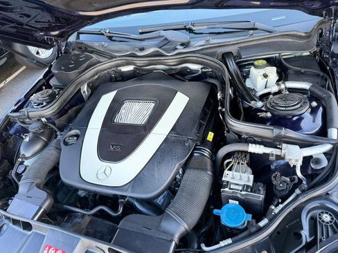 Used 2011 Mercedes-Benz E 350 4MATIC Wagon image 44