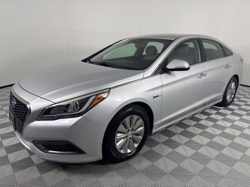 Used 2016 Hyundai Sonata SE image 9