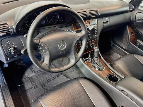 Used 2006 Mercedes-Benz C 350 Sedan image 9