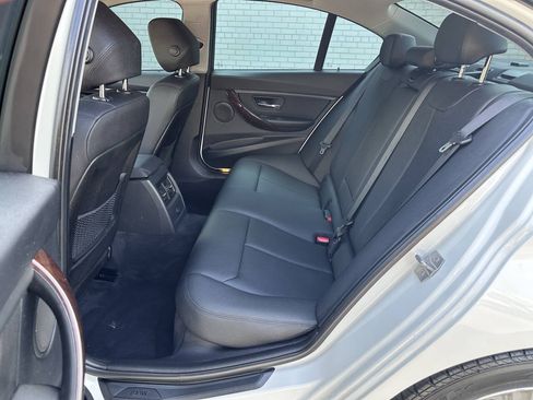 Used 2013 BMW 328i xDrive Sedan AWD/4WD image 14