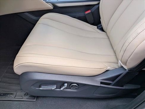 New 2026 Acura MDX SH-AWD image 4