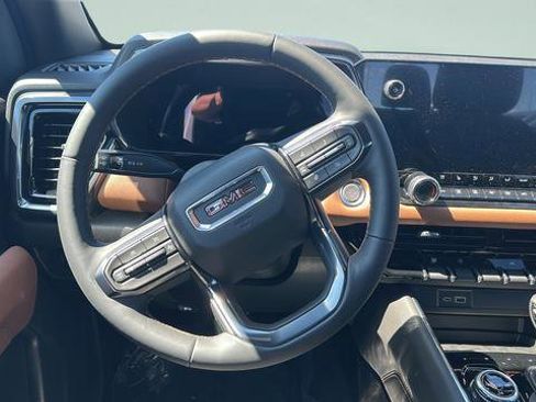New 2026 GMC Canyon AT4 w/ Technology Plus Package AWD/4WD image 13