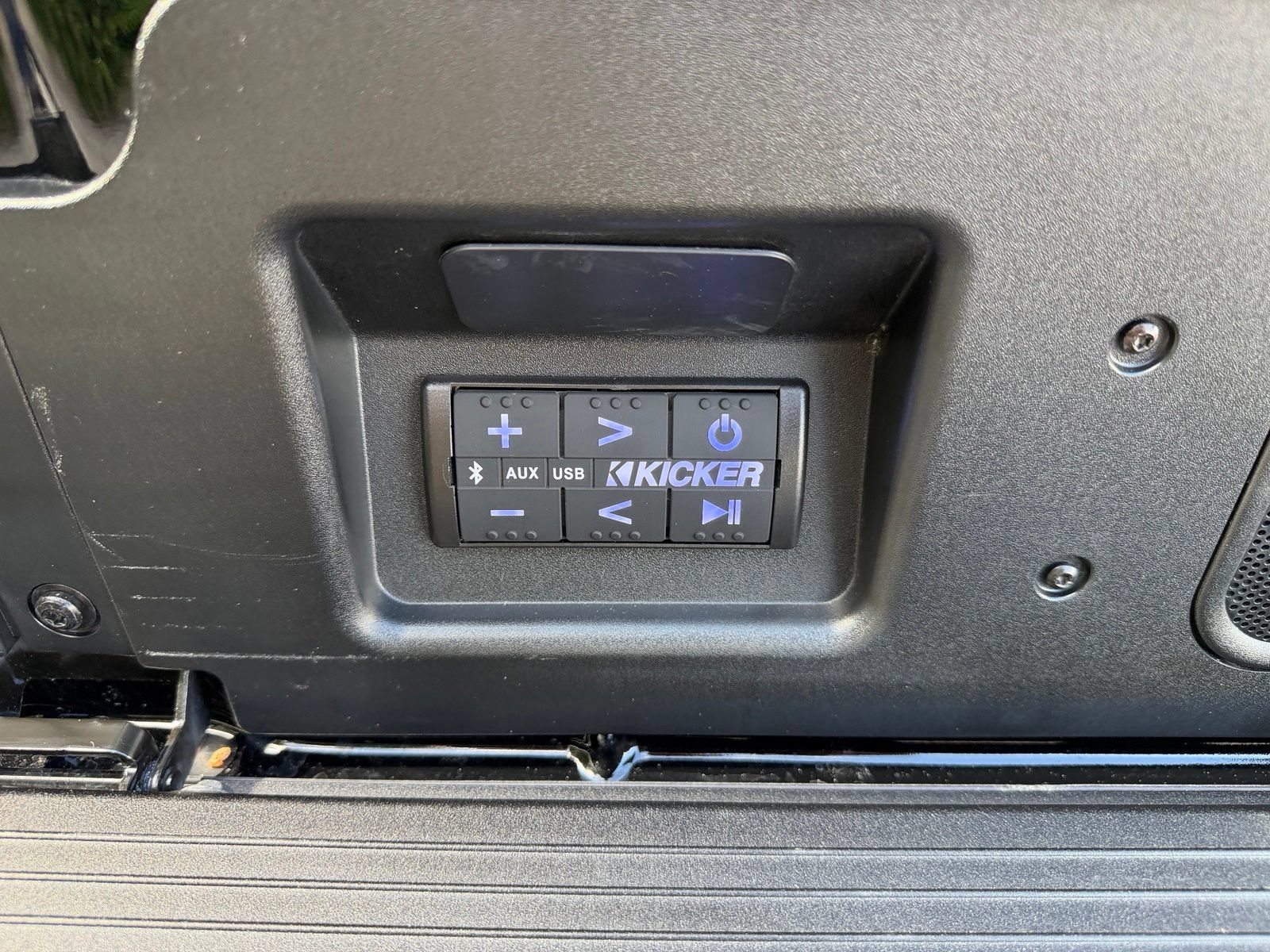 Used 2024 GMC Sierra 1500 AT4X AWD/4WD image 36