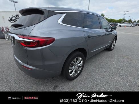 Used 2020 Buick Enclave Avenir w/ Avenir Technology Package AWD/4WD image 4