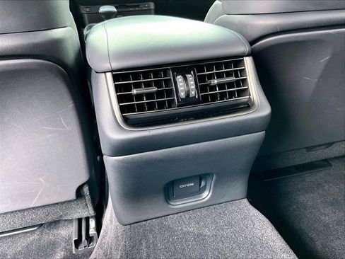 Used 2022 Lexus LS 500 w/ Interior Upgrade Package RWD image 25