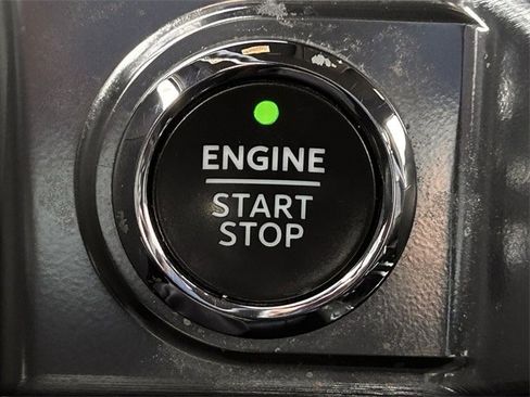 Used 2022 Ford F150 Lariat image 23