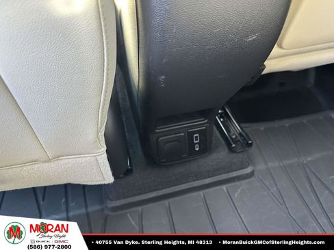 Certified 2021 Buick Encore GX Essence w/ Experience Buick Package FWD image 12