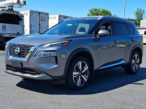 Used 2023 Nissan Rogue SL AWD/4WD image 6