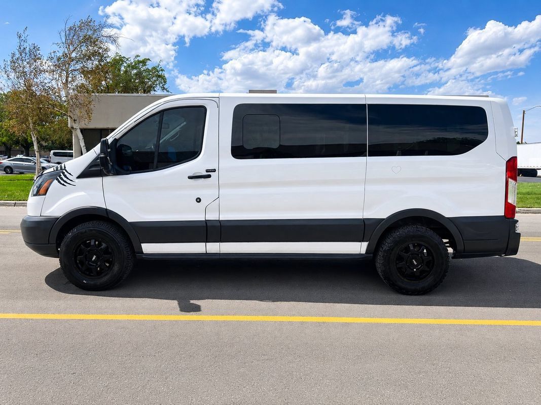 Used 2015 Ford Transit 150 XL RWD image 2