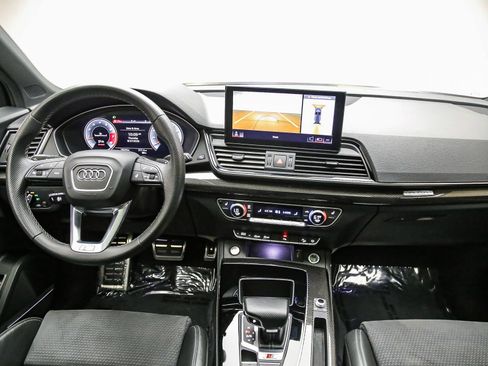 Certified 2022 Audi SQ5 Premium Plus w/ Premium Plus Package AWD/4WD image 13
