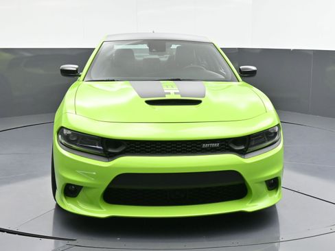 Used 2023 Dodge Charger Scat Pack w/ Daytona Edition Group image 2