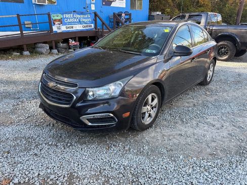 Used 2016 Chevrolet Cruze LT image 4