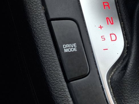 Used 2023 Kia Forte LXS w/ LXS Technology Package image 23