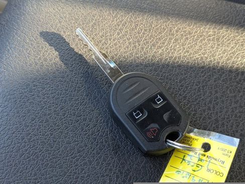 Used 2012 Ford F150 XLT w/ XLT Chrome Pkg image 18