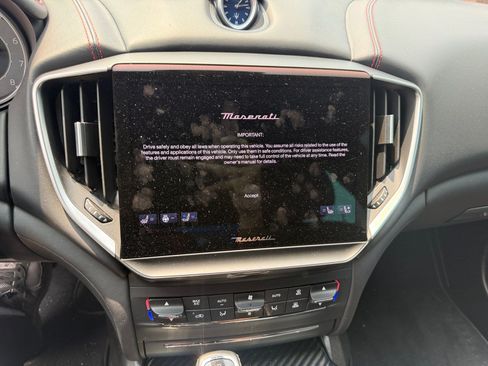 Used 2023 Maserati Ghibli Modena Q4 AWD/4WD image 28