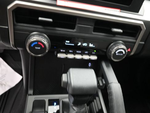 Used 2025 Toyota Tacoma TRD Sport RWD image 13