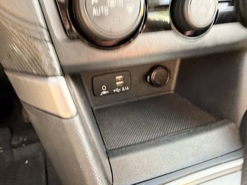 Used 2023 Subaru Forester Premium image 24