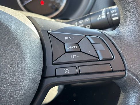 Used 2025 Nissan Kicks Play S image 20