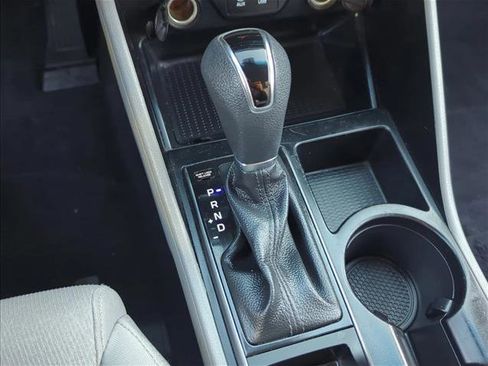 Used 2018 Hyundai Tucson SE image 20