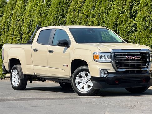 Used 2022 GMC Canyon AT4 w/ Driver Alert Package image 2