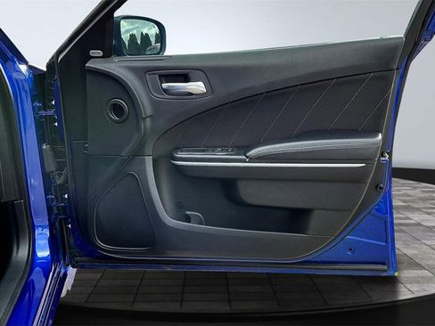 Used 2022 Dodge Charger R/T w/ Performance Handling Group image 24