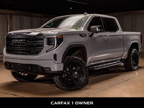 Used 2024 GMC Sierra 1500 AT4 w/ Technology Package image 5