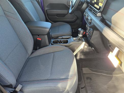 New 2026 Jeep Wrangler Unlimited Rubicon image 12