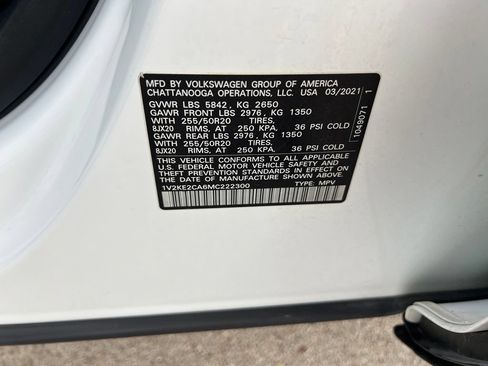 Used 2021 Volkswagen Atlas Cross Sport SE w/ Panoramic Sunroof Package AWD/4WD image 16