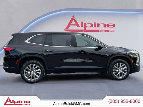 Used 2025 Buick Enclave Preferred image 6