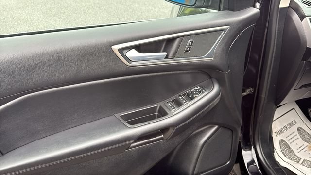 Used 2024 Ford Edge SEL AWD/4WD image 17