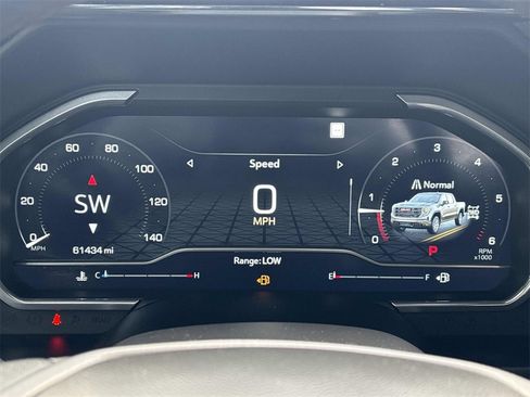 Used 2022 GMC Sierra 1500 AT4 w/ Technology Package image 30