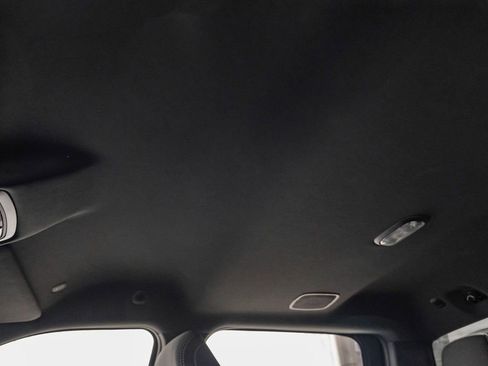 Used 2024 RAM 2500 Big Horn w/ Sport Appearance Package image 31