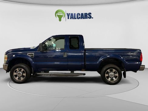Used 2010 Ford F250 XL AWD/4WD image 2