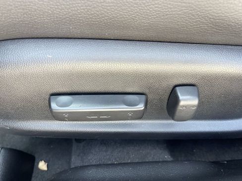 Used 2018 Acura ILX FWD image 12