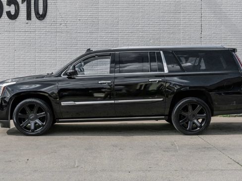 Used 2015 Cadillac Escalade ESV Premium AWD/4WD image 10