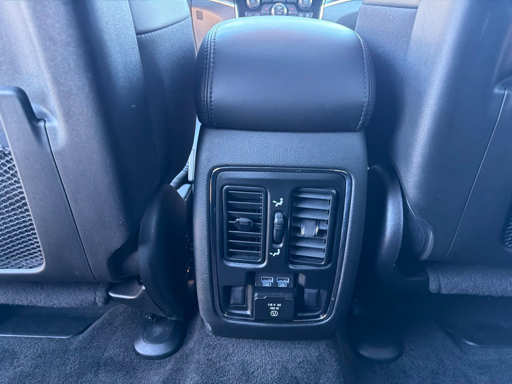 Used 2019 Jeep Grand Cherokee Limited AWD/4WD image 17